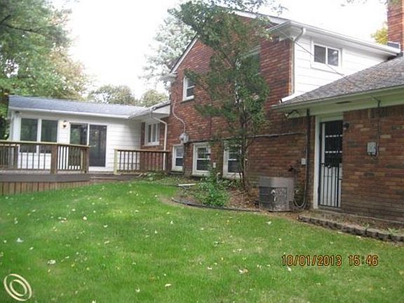 2nd image of 5924 Dunmore Dr