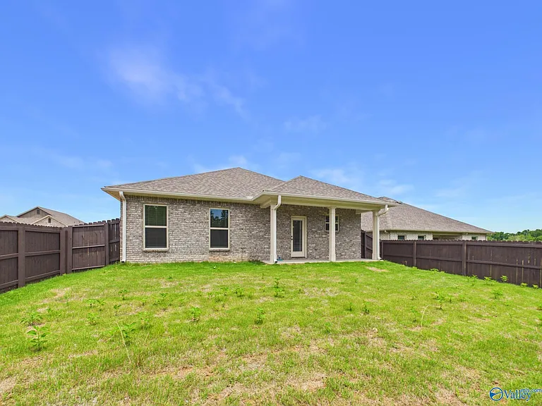 15573 Bees St — Photo 30