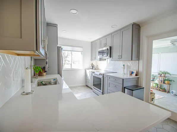 212 Cypress Cir, Broomfield, CO 80020