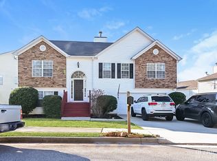 1131 Saint Phillips Ct, Locust Grove, GA 30248