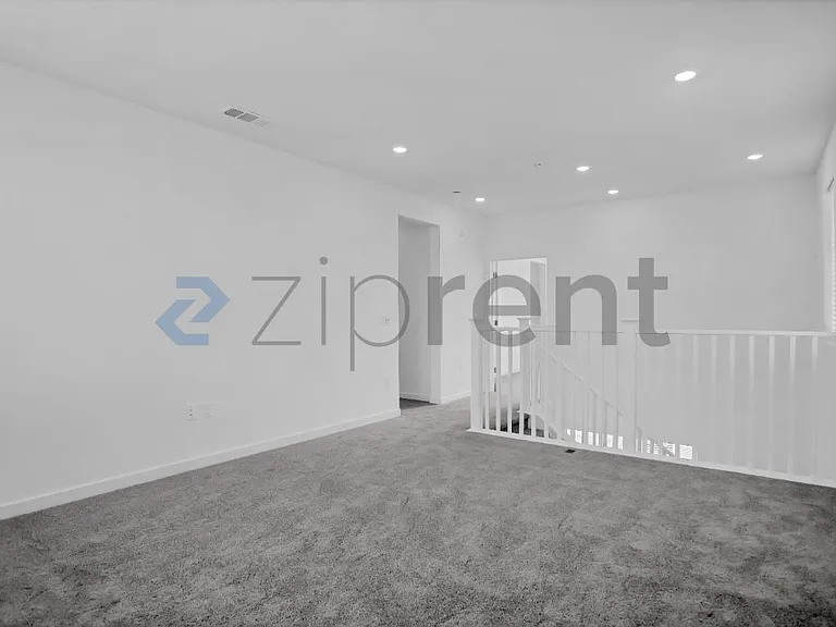 121 Dogwood Ct — Photo 24