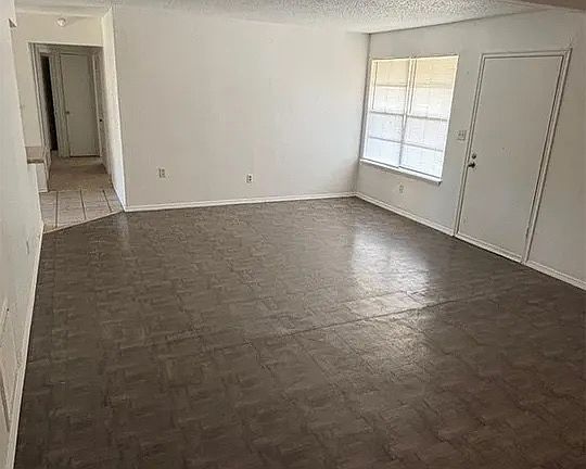 2nd image of 744 N Markwell Ave