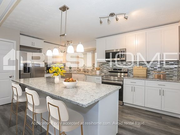3rd image of 4176 Jami Ln