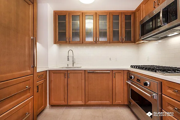 Rented by Sumitomo Real Estate Sales | media 21