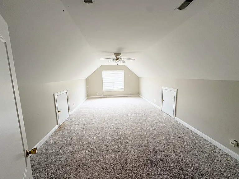 6625 Ascot Dr — Photo 32