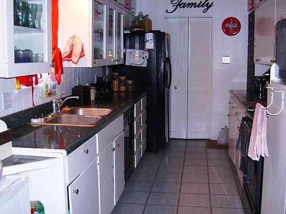 5th image of 3511 Jordan Ave