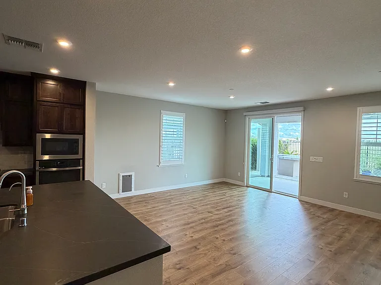 3080 Ridgecrest Dr — Photo 9