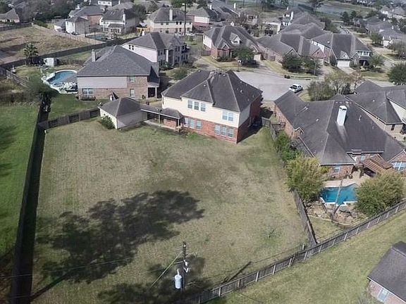 3rd image of 14006 Cypress Breeze Ct