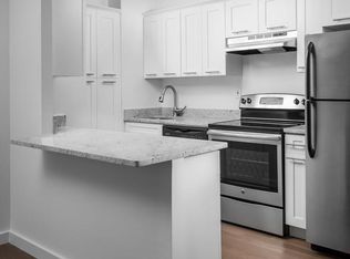 215 Main St #201, Fort Lee, NJ 07024