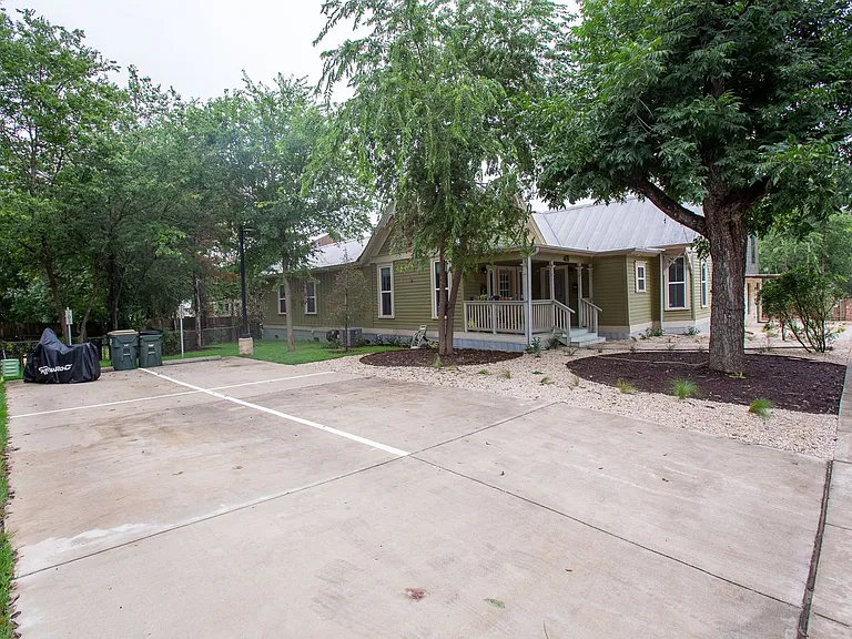 Modern Luxury in San Marcos' Premier Courtyard Community Now Leasing! — Photo 28