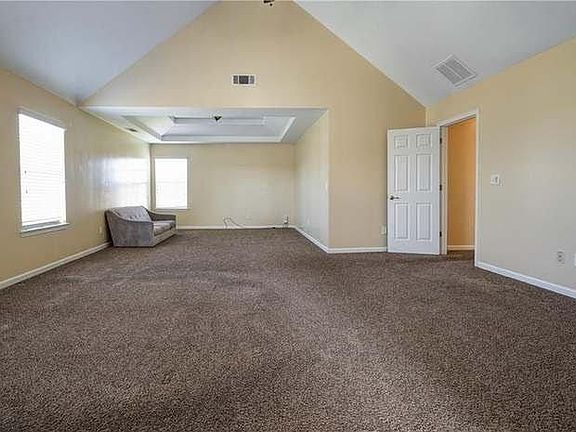 5th image of 2325 Cornell Cir
