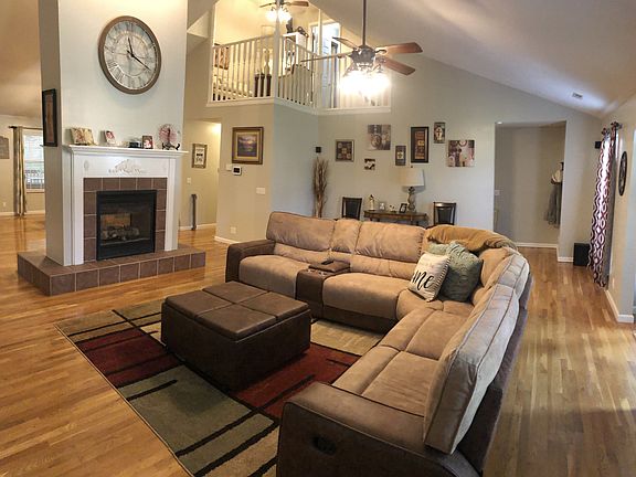 4th image of 2971 Old Walton Cir