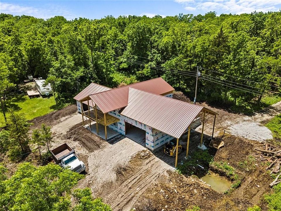 82 S Lakeside Dr, Lacygne, KS 66040 MLS 2441665 Zillow