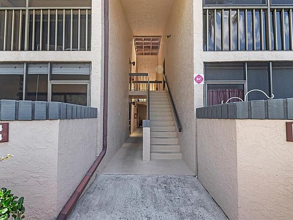 3rd image of 19505 Quesada Ave #Ll201