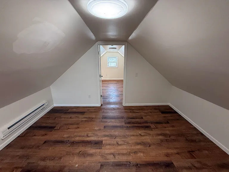 129 W 20th St #3 — Photo 11