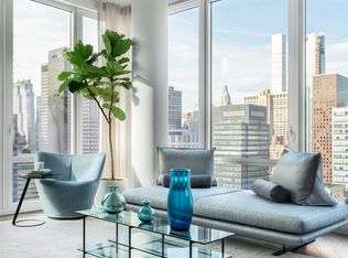 222 E 44th St APT 28E, New York, NY 10017