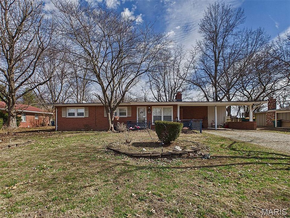 1st image of 58 Harmon Dr