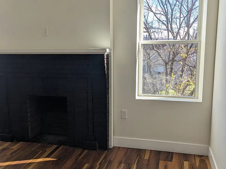 518 N State St #1 — Photo 15