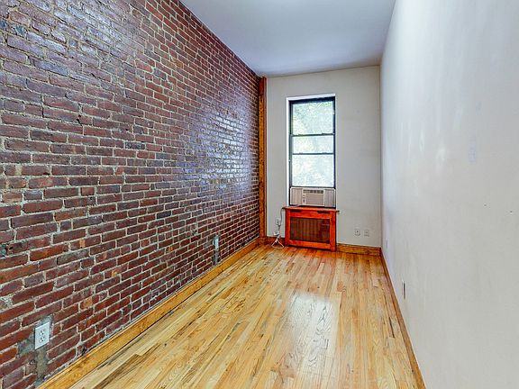 2nd image of 63 W 68th St #3G
