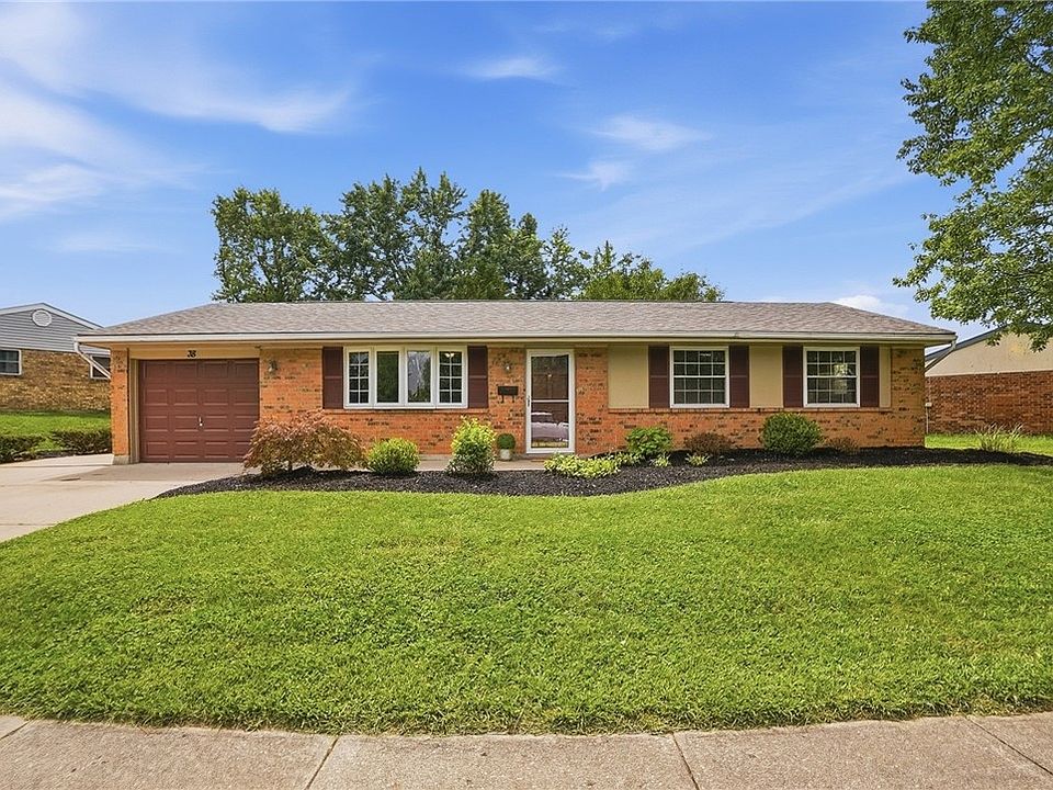 1st image of 38 Grantwood Dr