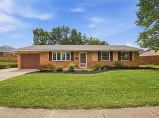 38 Grantwood Dr, Dayton, OH 45449