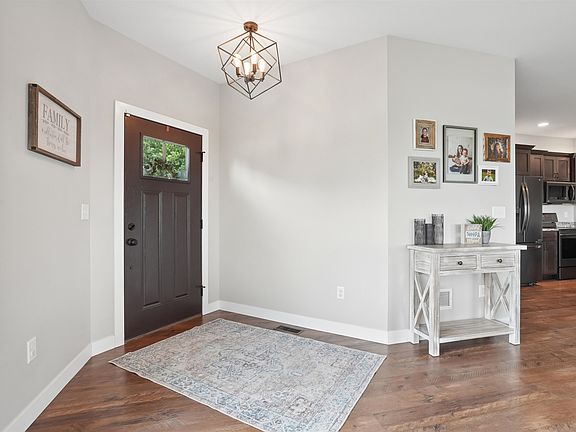 2nd image of 20247 Wilgenbusch Dr