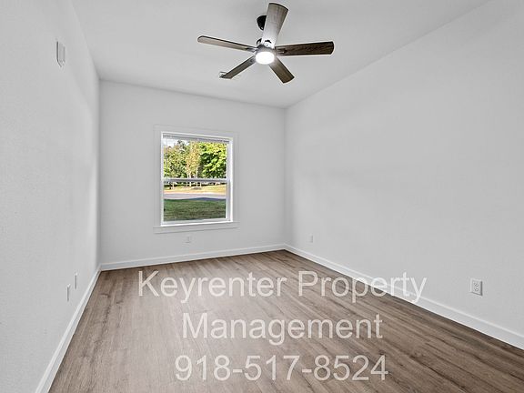 4th image of 1096 S Bacardi Ave #108