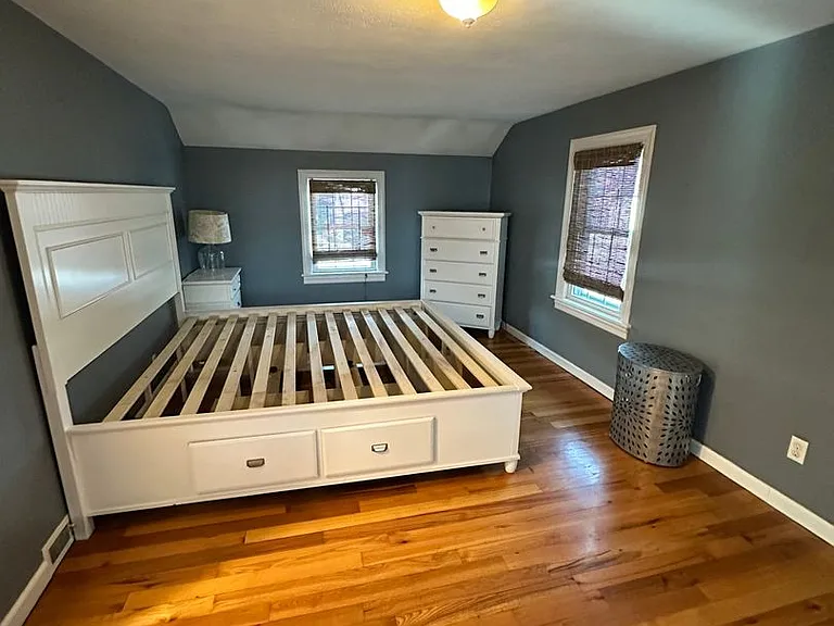340 Granby Rd — Photo 14