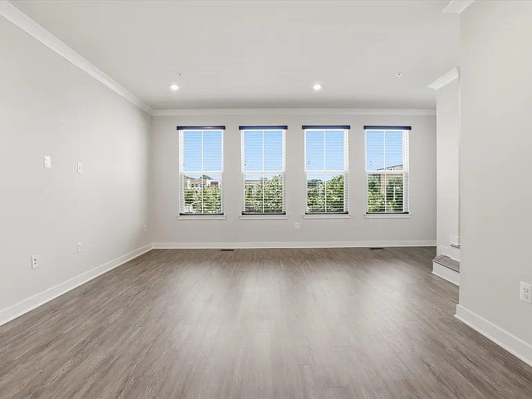 4702 Towne Park Rd — Photo 19