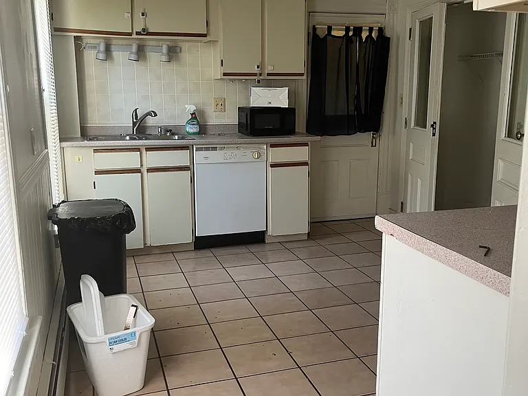 26 Darrow St #1 — Photo 3