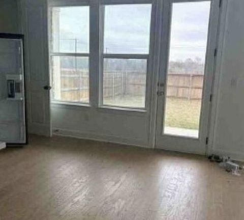 5th image of 4504 Sea Salt Dr