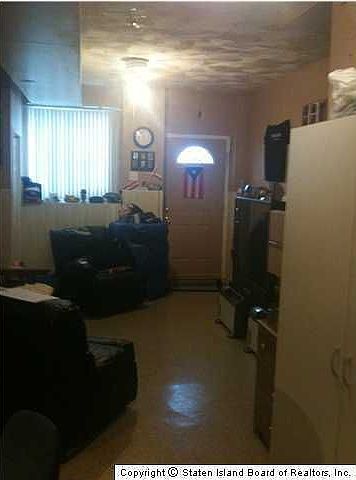 2nd image of 14 Noah Ct