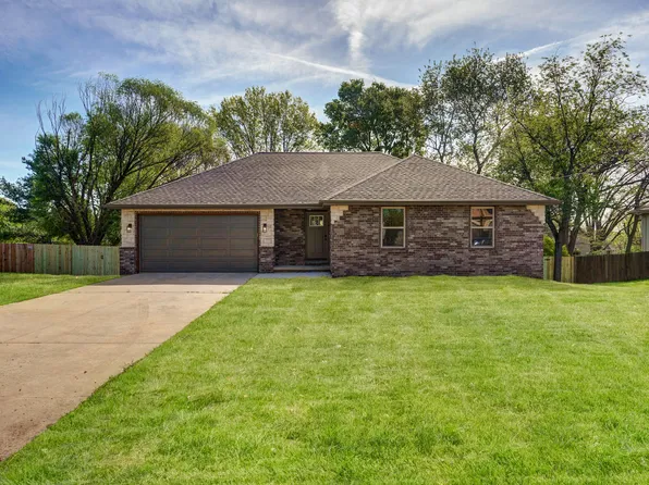 5828 S Kimbrough Avenue, Springfield, MO 65810