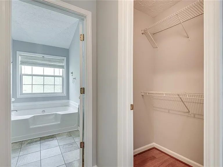 3337 Baymount Way — Photo 27