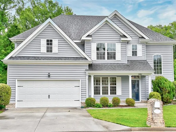 501 Beagle Gap Ct, Chesapeake, VA 23320
