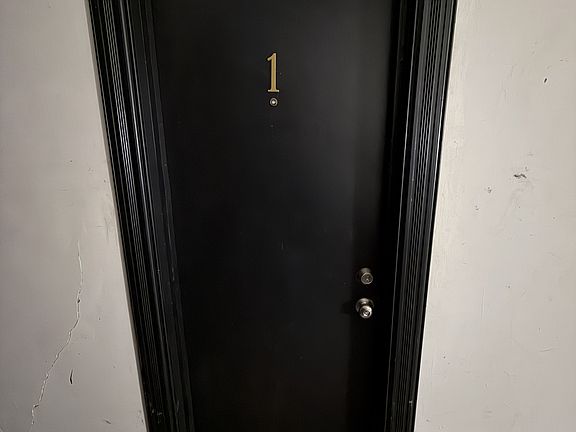 4th image of 4643 Leiper St