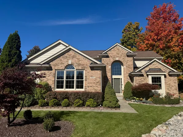 39432 Northwind Ct, Northville, MI 48167