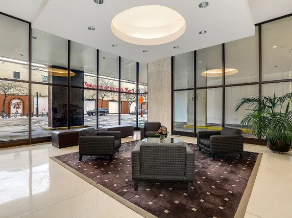 1636 N Wells St, Chicago, IL 60614