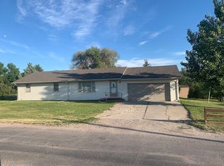 340 N Chambers St, Hay Springs, NE 69347