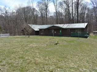 7466 Braysville Rd, Spencer, IN 47460