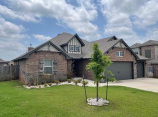 4108 SE 39th Ct, Moore, OK 73071