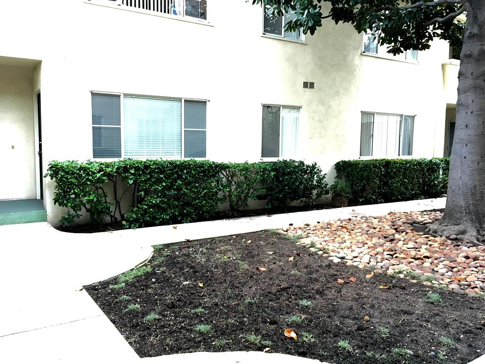 1st image of 1302 S Saltair Ave APT 15