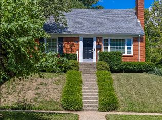 885 Della Dr, Lexington, KY 40504