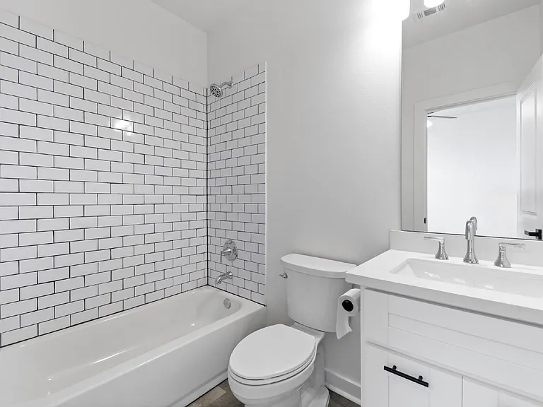 3703 Nagle St #A — Photo 8