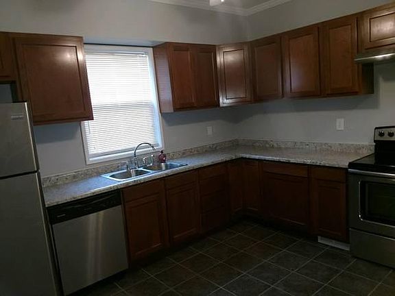 2nd image of 244 N Park Ave