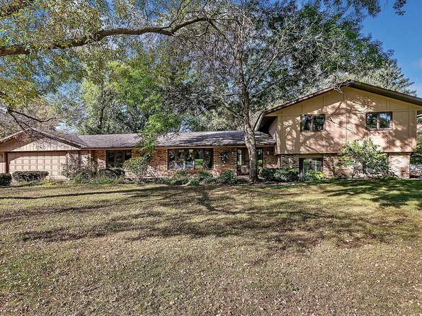 2267 26th Ave S, Saint Cloud, MN 56301