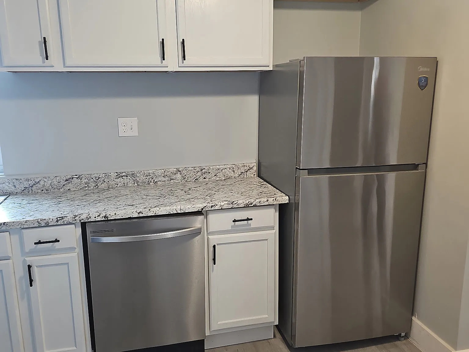 2 bed, 690 sqft, $850 — Photo 4