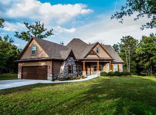 28 Brandenburg Ln, Huntsville, TX 77340