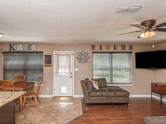 5th image of 10691 Bridge Creek Dr