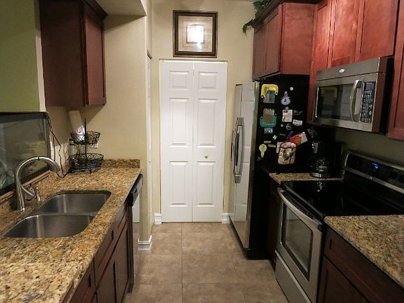 4th image of 14353 Fredricksburg Dr APT 911